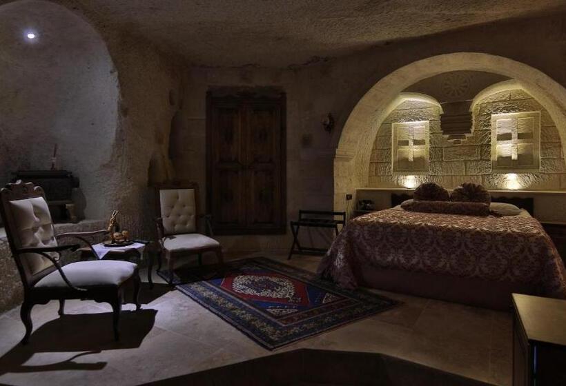 جناح, Phocas Cave Suites