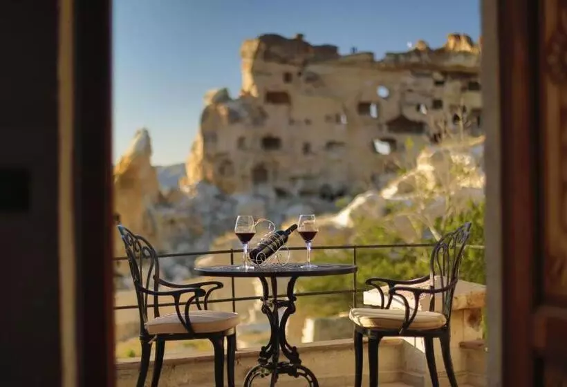 キングサイズベッドのスイートルーム, Phocas Cave Suites
