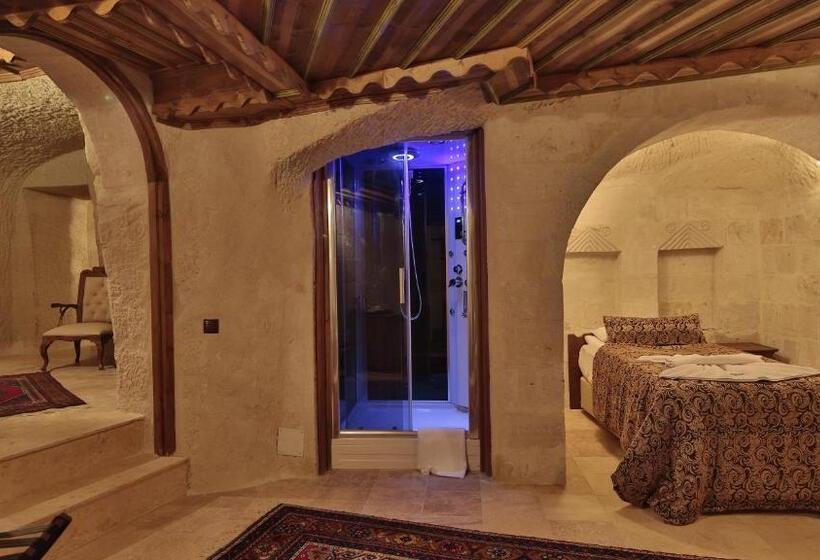 سوئیت با تخت بزرگ, Phocas Cave Suites