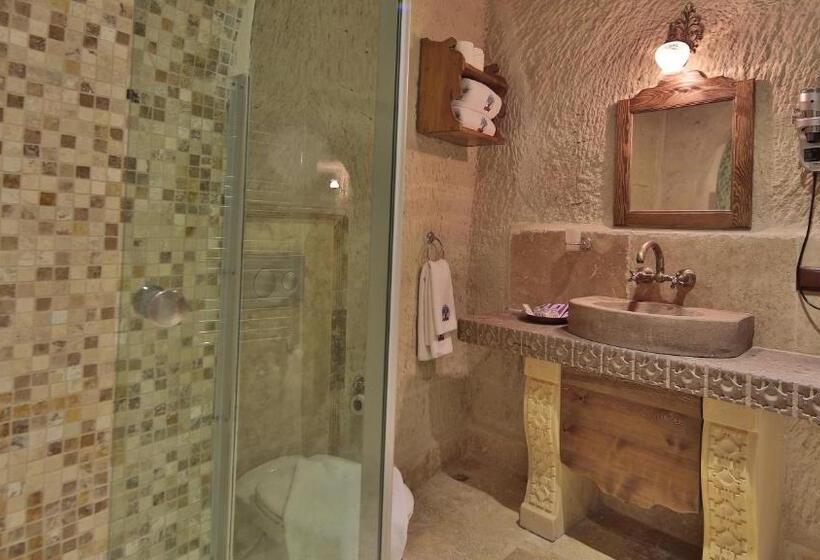 جناح سرير كينج, Phocas Cave Suites