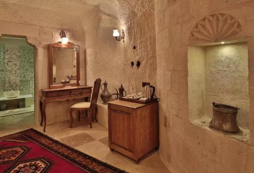 スーペリアースイート, Phocas Cave Suites