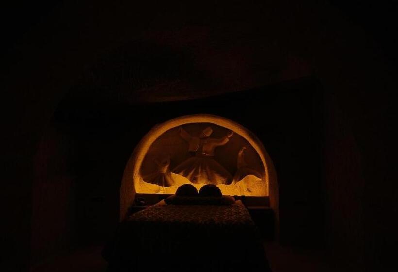 جناح رئاسى, Phocas Cave Suites