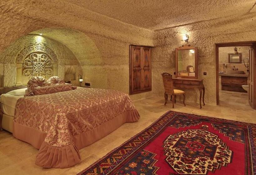 جناح إدارى, Phocas Cave Suites