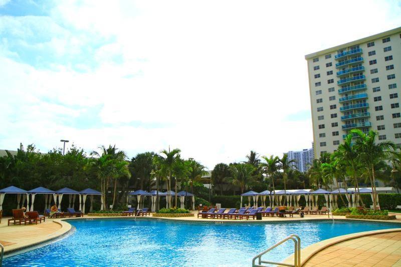 침실 3개 아파트, Sunny Isles Ocean Reserve Condo Apartments