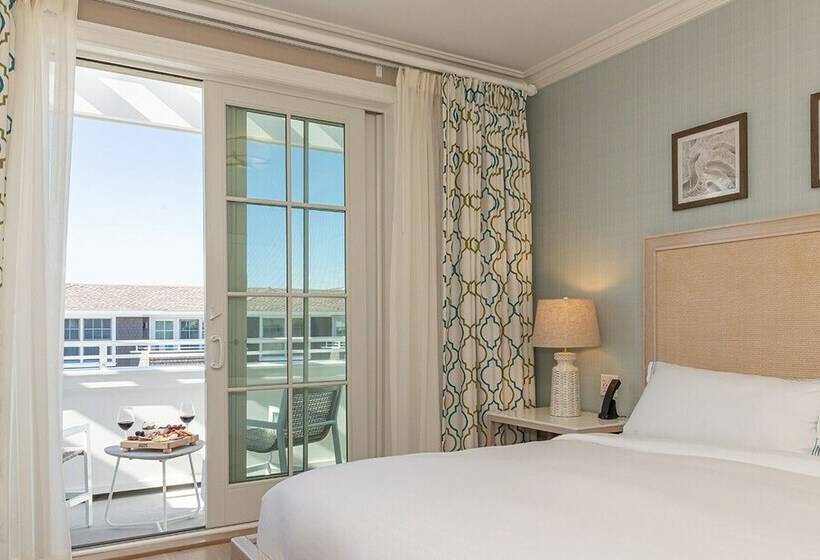 Standaard Kamer met Tweepersoonsbed en Uitzicht op de Stad, The Reeds At Shelter Haven