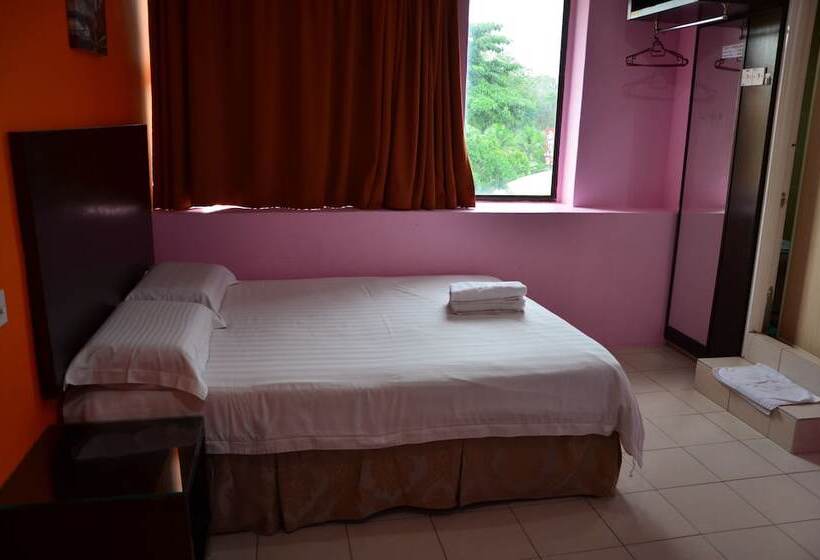 Номер Deluxe, Uptown Kajang