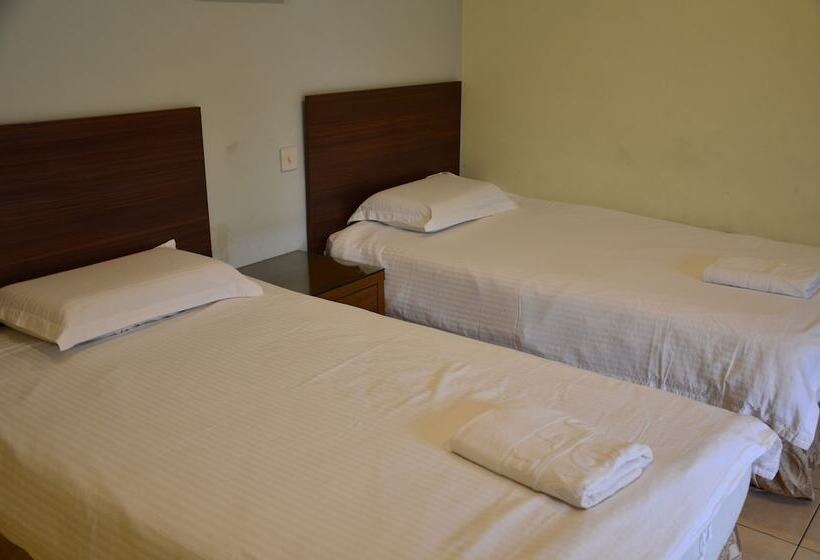 디럭스 룸, Uptown Kajang