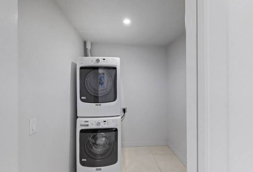 جناح 3 غرف نوم, Level Los Angeles   Downtown South Olive