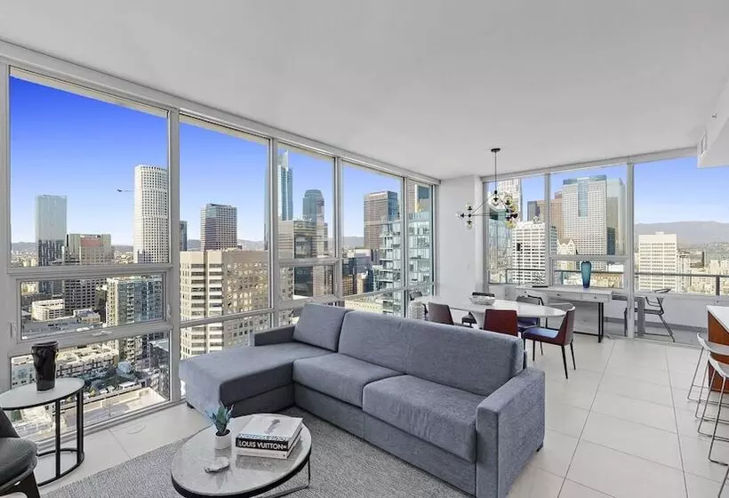 3 Bedroom Suite, Level Los Angeles   Downtown South Olive