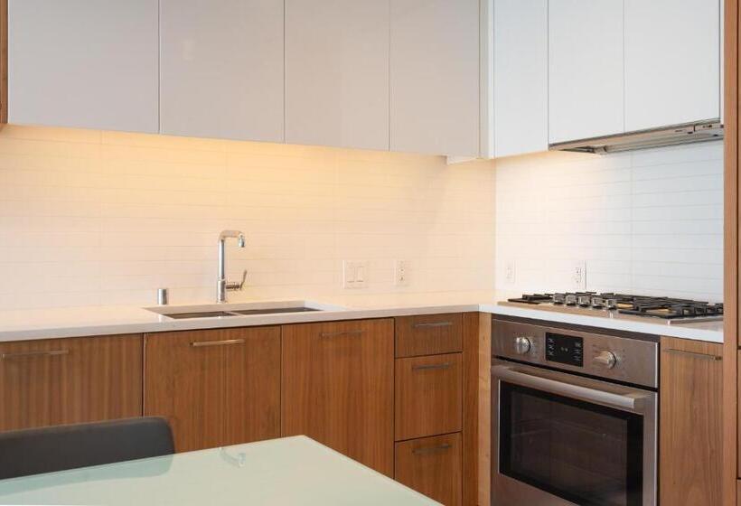 جناح إدارى, Level Los Angeles   Downtown South Olive