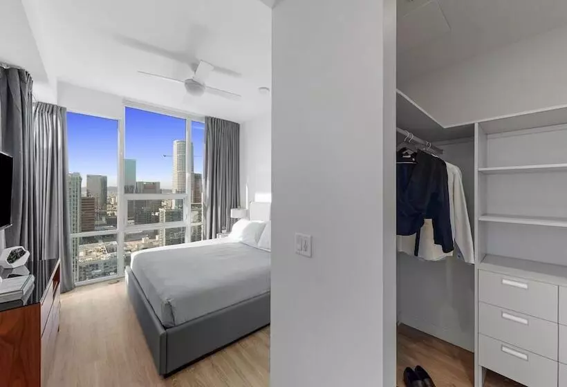 3 Bedroom Suite, Level Los Angeles   Downtown South Olive