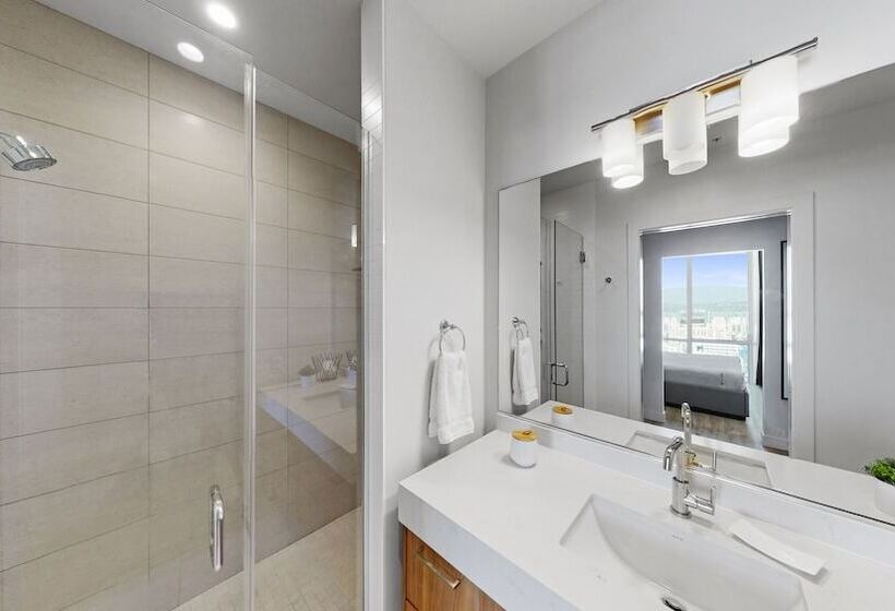 带3个卧室的套间, Level Los Angeles   Downtown South Olive