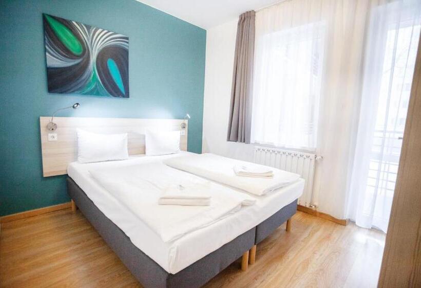 Апартаменты 2 Спальни, Maple Tree Budget Apartments