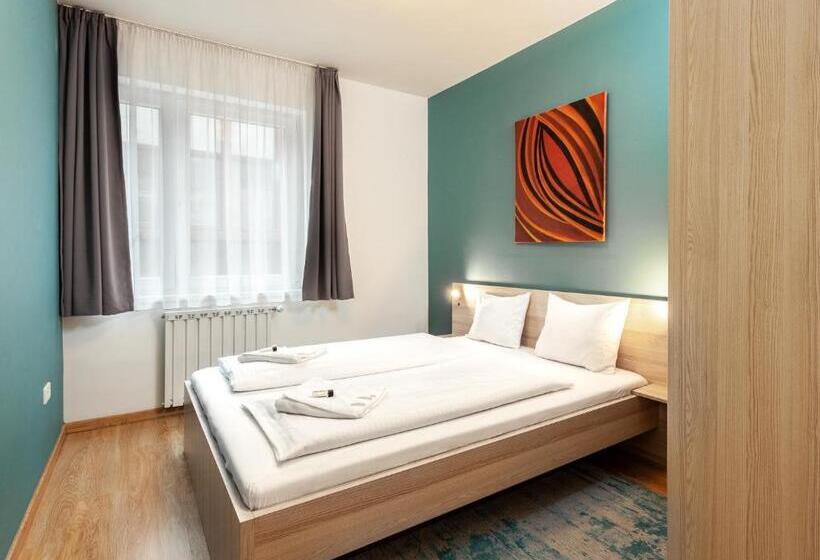 דירת חדר דלוקס, Maple Tree Budget Apartments