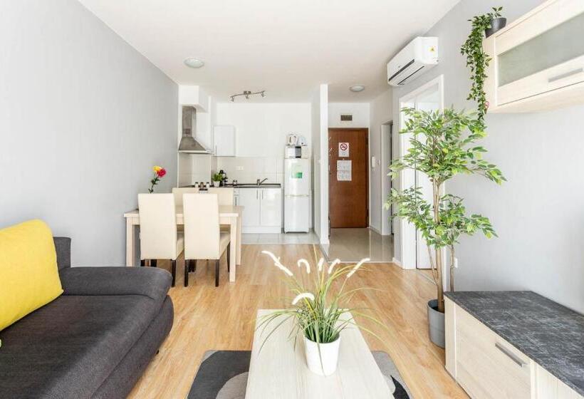 Апартаменты Deluxe 1 Спальня, Maple Tree Budget Apartments