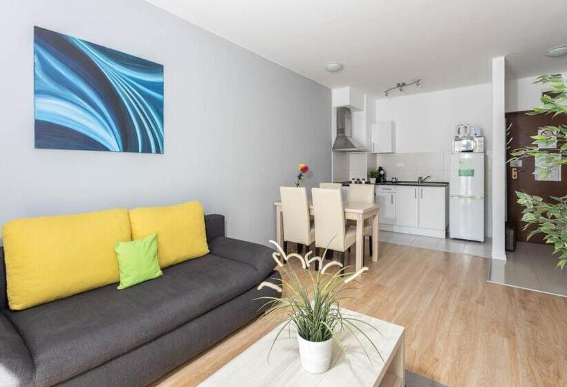 דירת חדר דלוקס, Maple Tree Budget Apartments