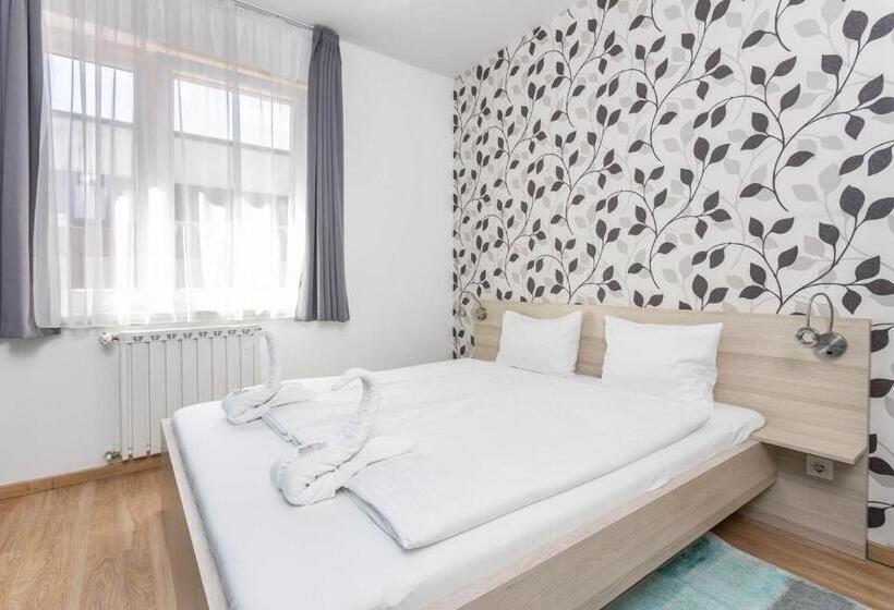 דירת חדר דלוקס, Maple Tree Budget Apartments