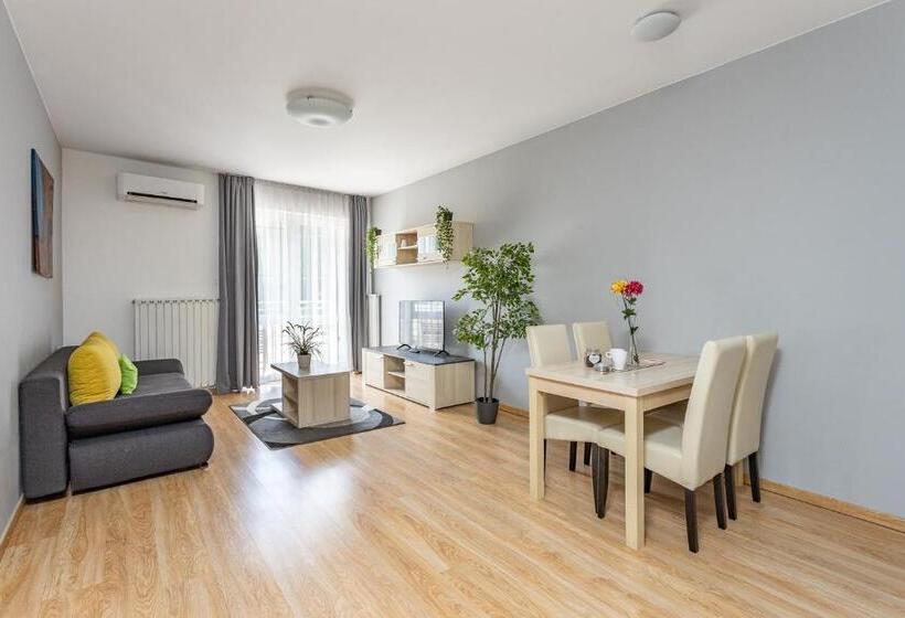 דירת חדר דלוקס, Maple Tree Budget Apartments