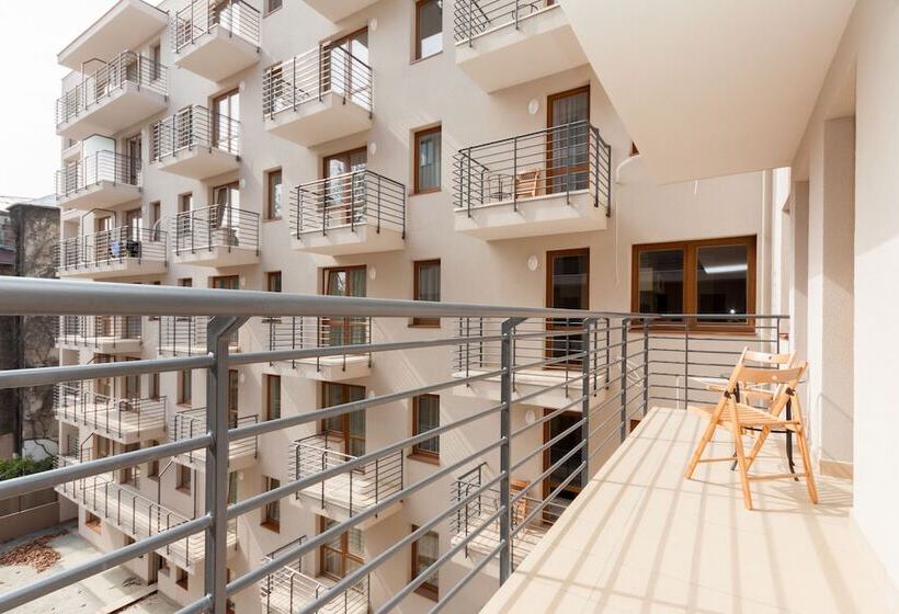 דירת שני חדרים, Maple Tree Budget Apartments