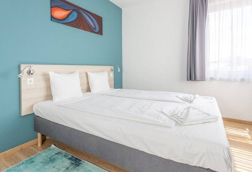 דירת דלוקס 3 חדרי שינה, Maple Tree Budget Apartments