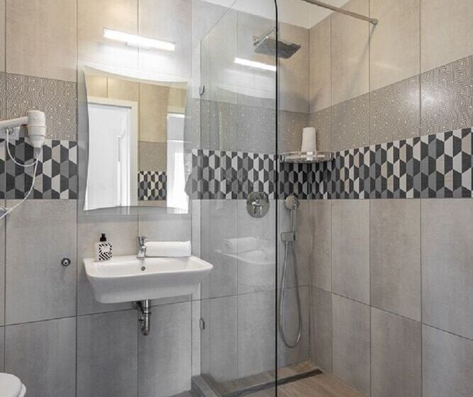 דירת דלוקס 3 חדרי שינה, Maple Tree Budget Apartments