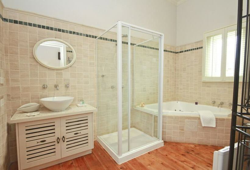 חדר סטנדרט עם ג'קוזי, Pelican Sands Bed & Breakfast