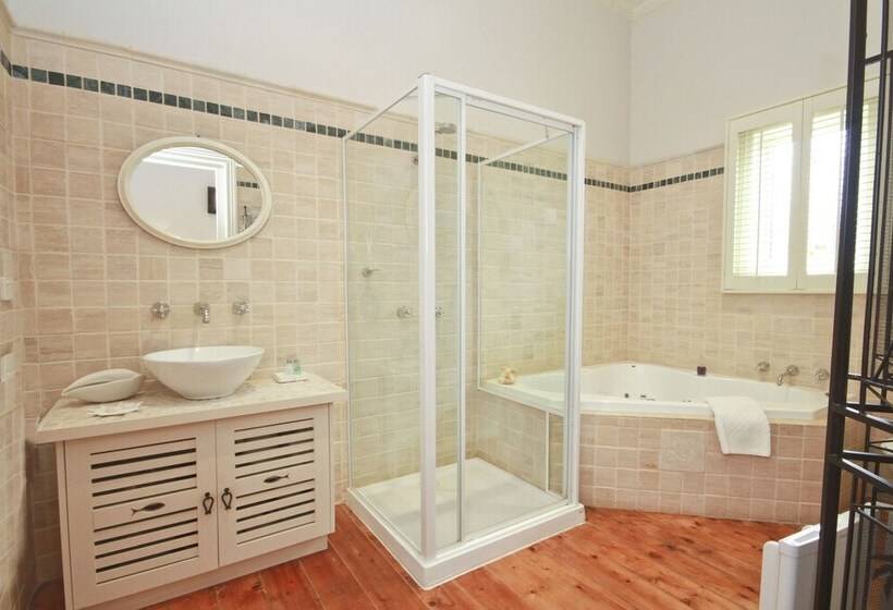 חדר סטנדרט עם ג'קוזי, Pelican Sands Bed & Breakfast