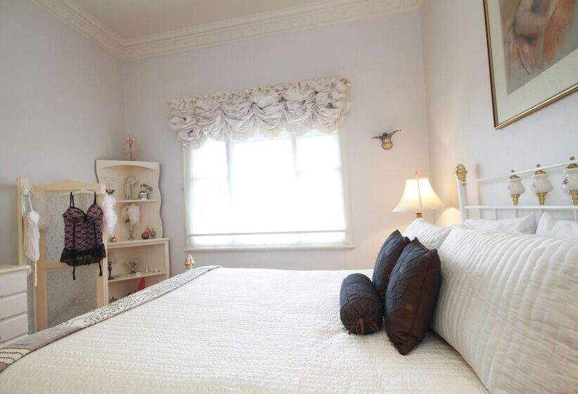 חדר סטנדרט עם ג'קוזי, Pelican Sands Bed & Breakfast