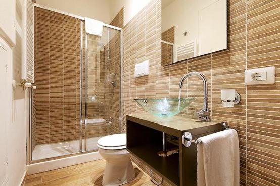 חדר בסיסי, Colosseum Deluxe