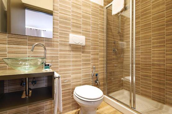 חדר בסיסי, Colosseum Deluxe