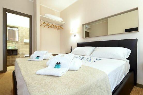 חדר בסיסי, Colosseum Deluxe