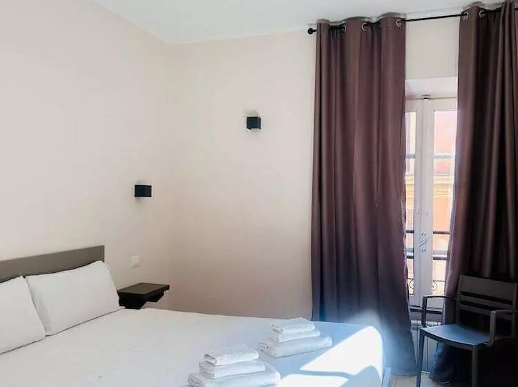 اتاق استاندارد, Colosseum Deluxe