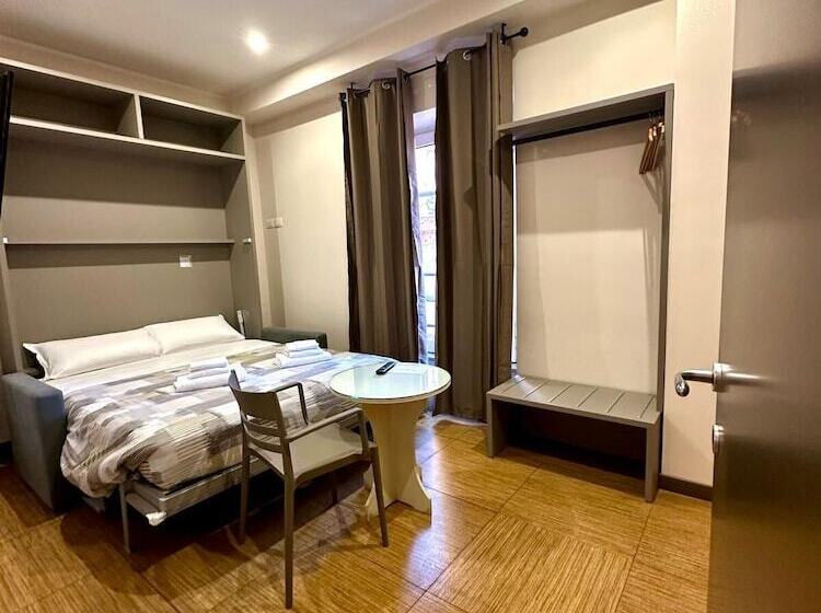 חדר סטנדרט, Colosseum Deluxe