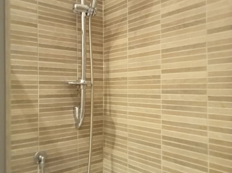 חדר סטנדרט לשלושה, Colosseum Deluxe