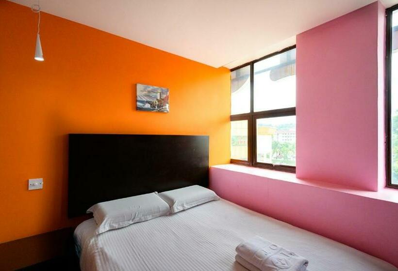 디럭스 룸, Uptown Kajang