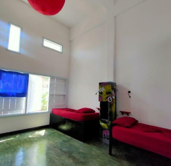 Cama em Quarto Compartilhado, Gili Beach Bum Hostel