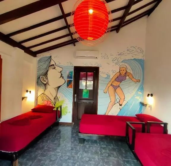 اتاق لوکس سه تخته, Gili Beach Bum Hostel