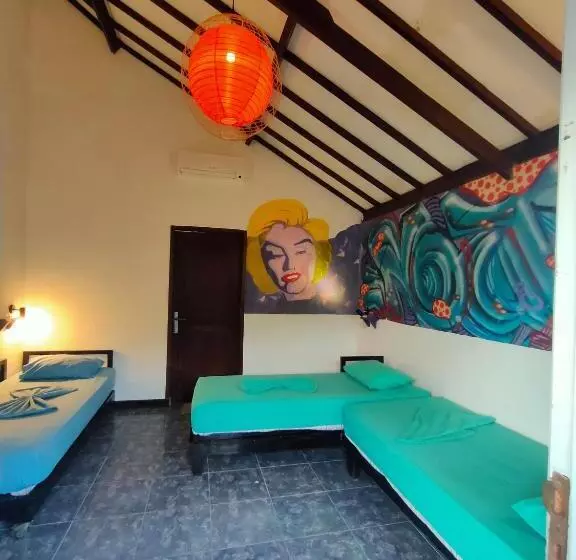 تختخواب در اتاق مشترک, Gili Beach Bum Hostel
