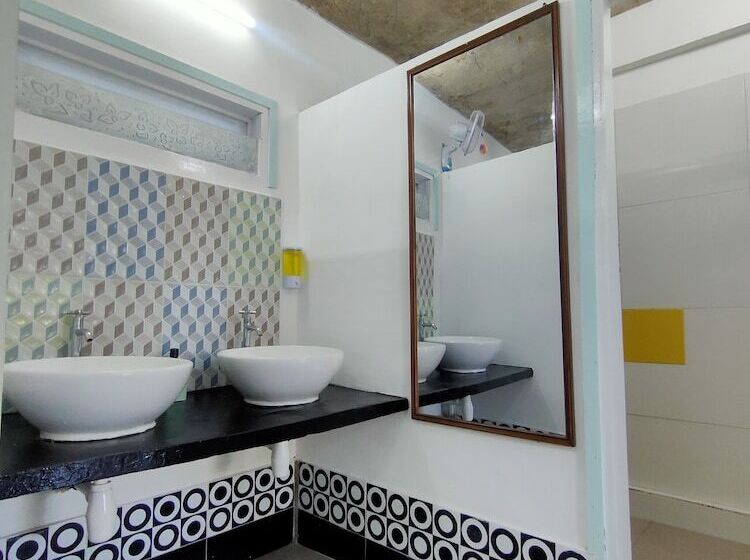 Cama em Quarto Compartilhado, Gili Beach Bum Hostel