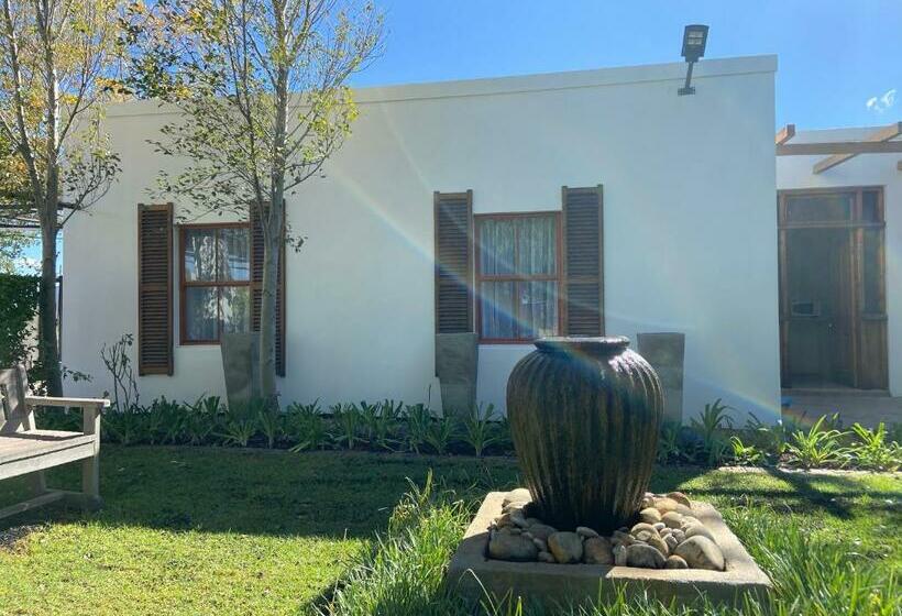 Номер Стандарт, Cape Karoo Guesthouse