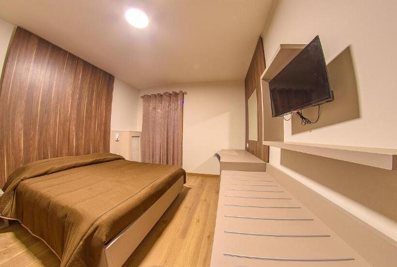 スーペリアールーム, Grand Hotel Europa Rivisondoli Centro