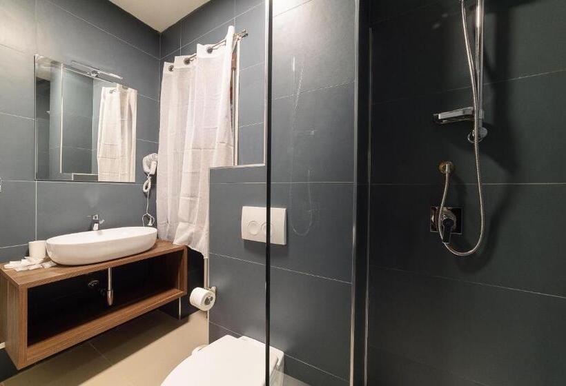 スーペリアールーム, Grand Hotel Europa Rivisondoli Centro