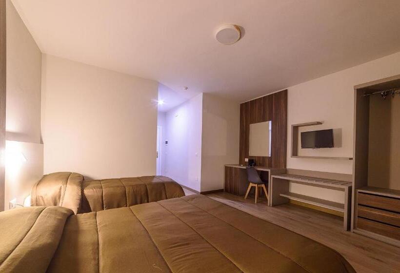 スーペリアトリプルルーム, Grand Hotel Europa Rivisondoli Centro