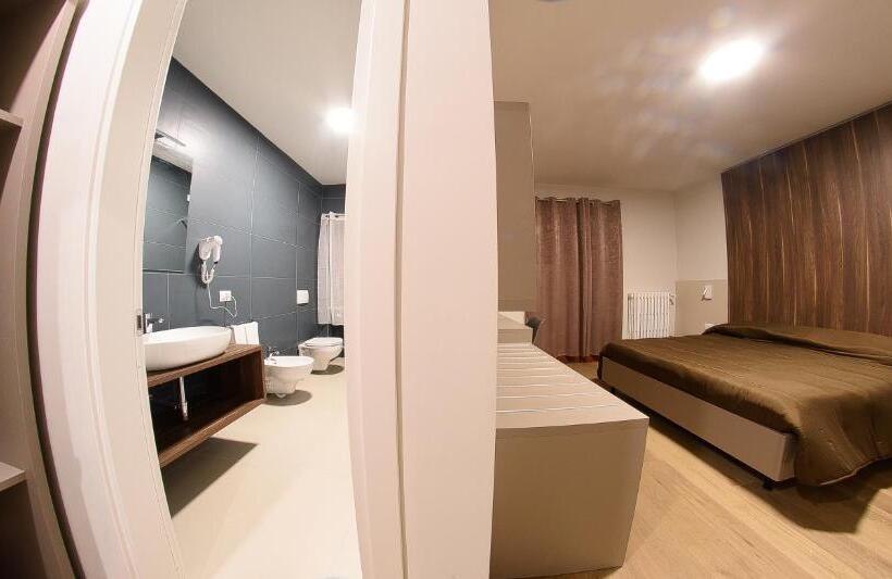 スーペリアトリプルルーム, Grand Hotel Europa Rivisondoli Centro