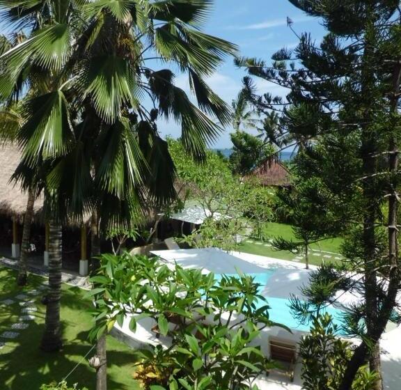 Трехместный Номер Superior, Aashaya Jasri Resort