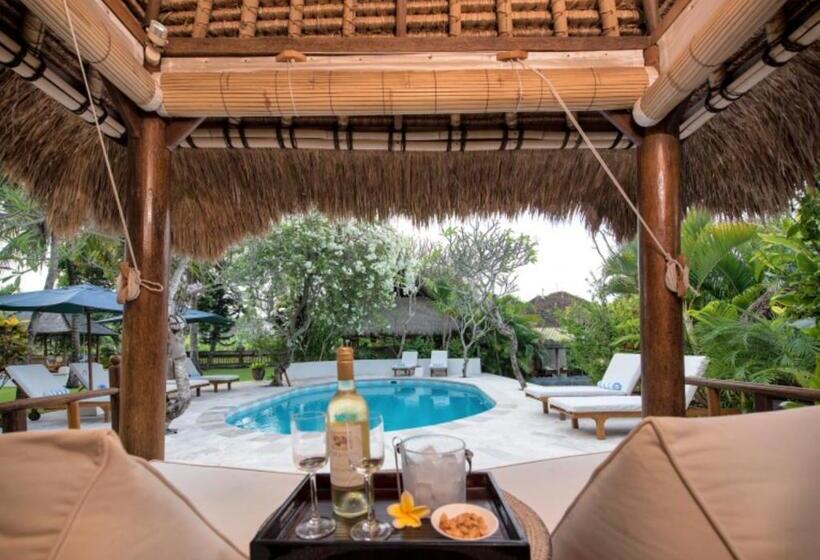 غرفة سوبيريور ثلاثية, Aashaya Jasri Resort