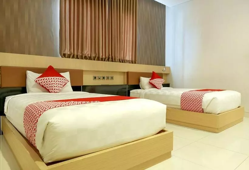 Deluxe-huone, Sans Hotel Grand Omah Sastro