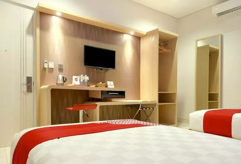 Deluxe-huone, Sans Hotel Grand Omah Sastro