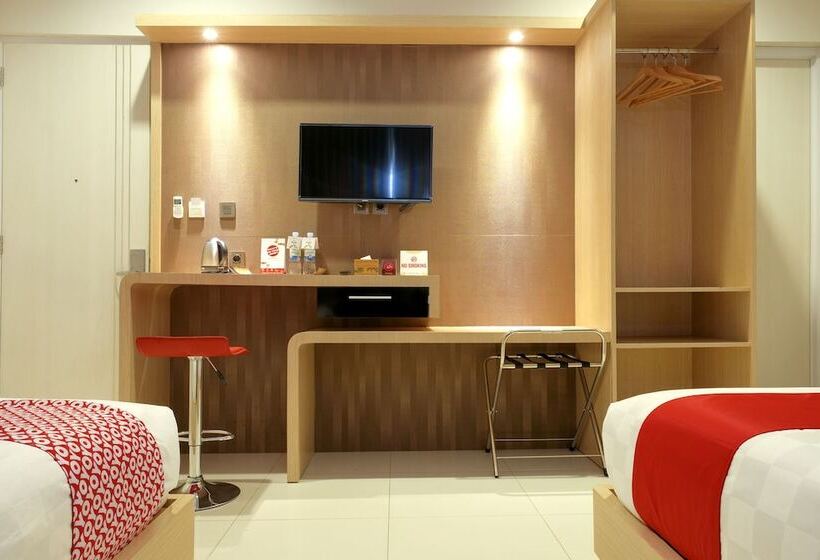 غرفة ديلوكس, Sans Hotel Grand Omah Sastro