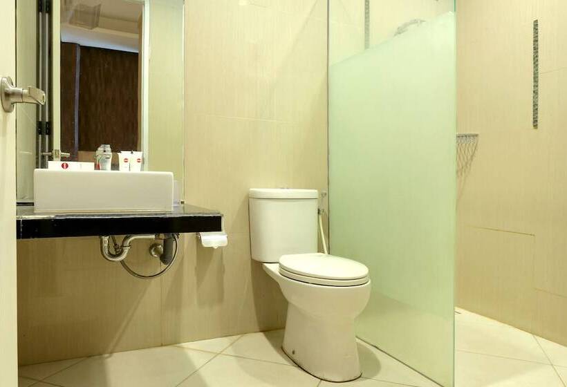 اتاق لوکس, Sans Hotel Grand Omah Sastro